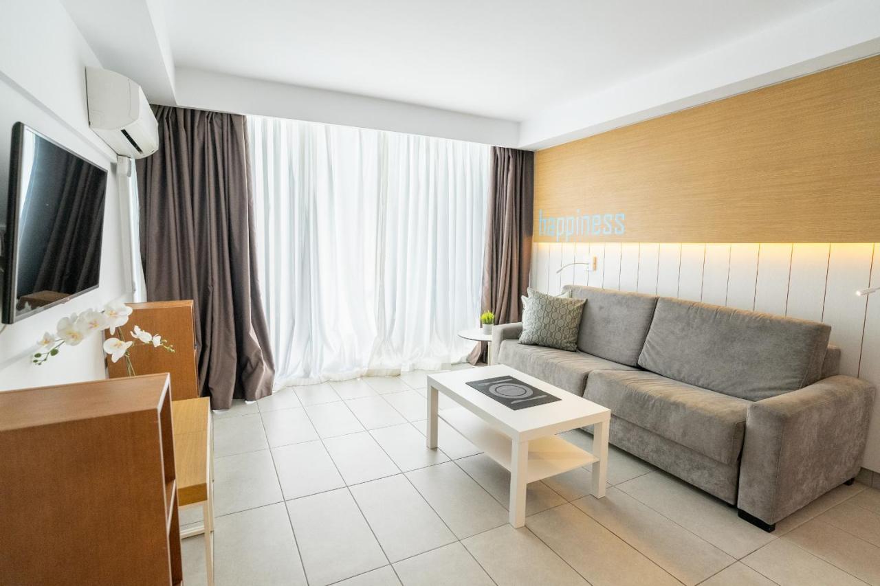 Apartamentos Vacacionales Broncemar ซานบาร์โตโลเม ภายนอก รูปภาพ